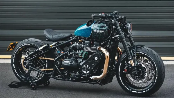 Triumph Bonneville Bobber