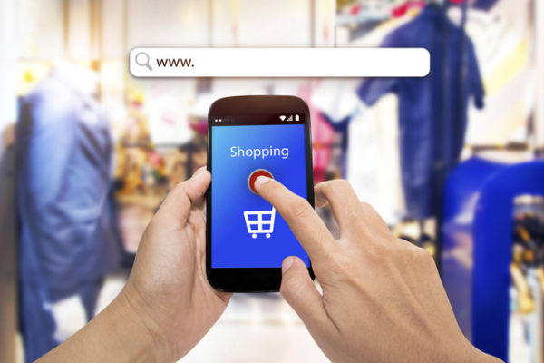 Ilustrasi Belanja Online. Foto: Shutterstock