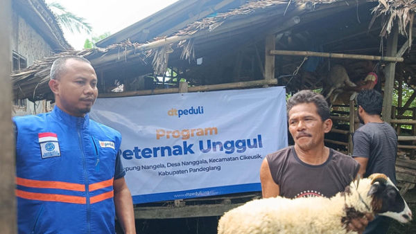Peternak Binaan DT Peduli Banten di Kp. Nangela, Desa Nanggla, Cikeusik, Kab. Pandeglang (Sumber : DT Peduli)