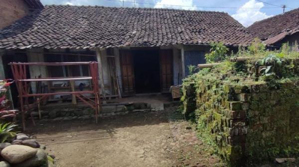 RUMAH TKW - Rumah Seni di Dusun Letih, Mergowati, Temanggung, Senin (24/11/2025).