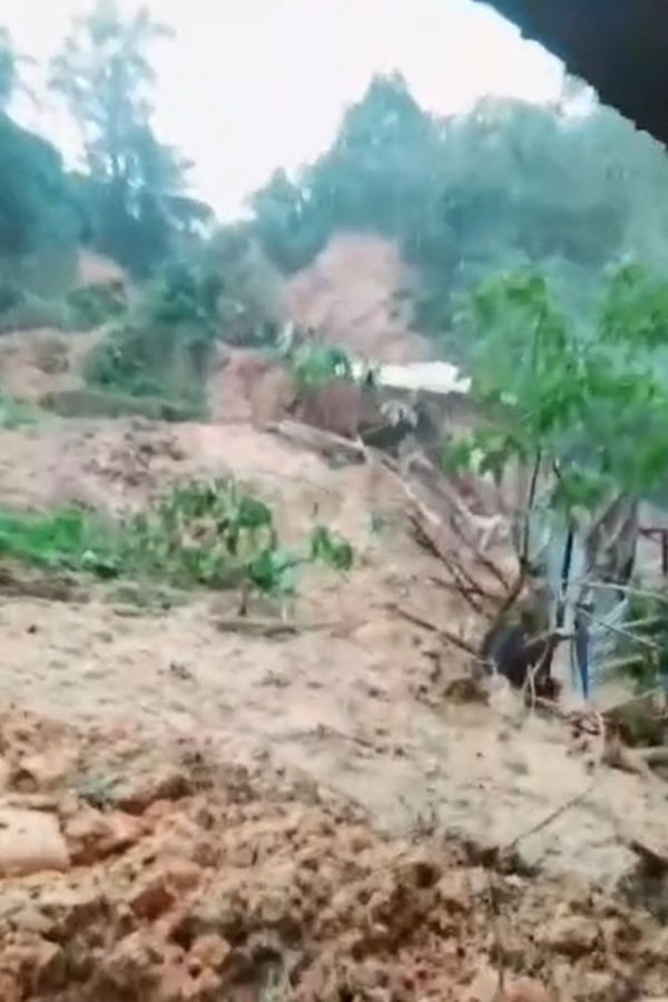 Bencana banjir hingga banjir bandang di Tapanuli Tengah, Sumut, Senin, Selasa (24-25/11/2025). Foto: Dok. BPBD Sumut