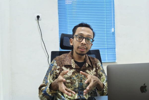 Kepala SPPG Margomulyo, Kapanewon Seyegan, Kabupaten Sleman, Joni Prasetyo. Foto: Arfiansyah Panji Purnandaru/kumparan