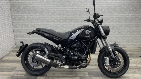 Benelli Leoncino 500