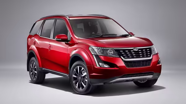 Mahindra XUV500 W3 variant introduced at Rs 12.22 lakhs - CarWale