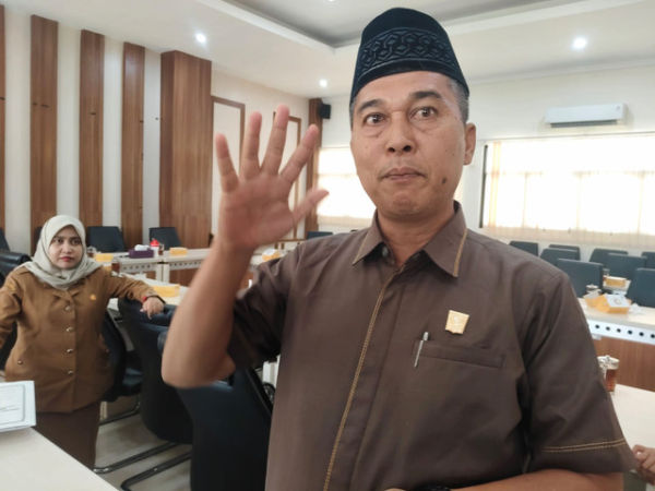 Ketua Komisi IV DRPD Padang Pariaman, Afredison, di Pemkab Sleman, Selasa (2/12/2025). Foto: Arfiansyah Panji Purnandaru/kumparan