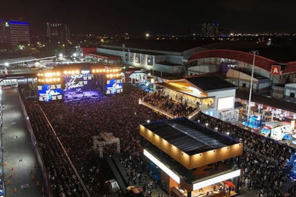 Suasana pameran IIMS 2025.  Foto: Dyandra