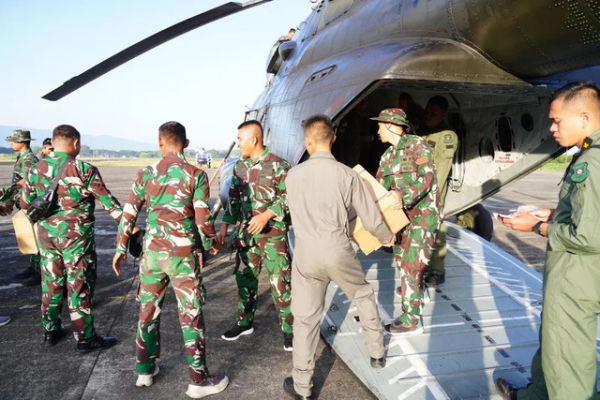 Helikopter TNI kirim bantuan ke Aceh Tamiang. Foto: Dok. Istimewa