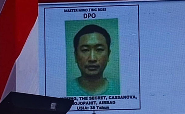 Sosok Fredy Pratama alias Miming alias The Secret alias Casanova alias Airbag dan alias Mojopahit. Foto: Thomas Bosco/kumparan