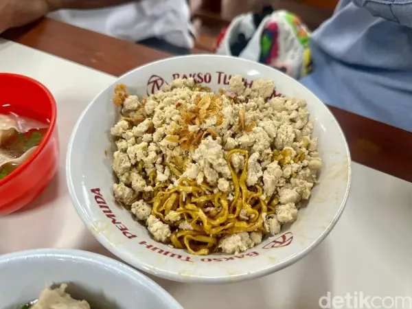 Bakso Tujuh Pemuda Bakso Tujuh Pemuda