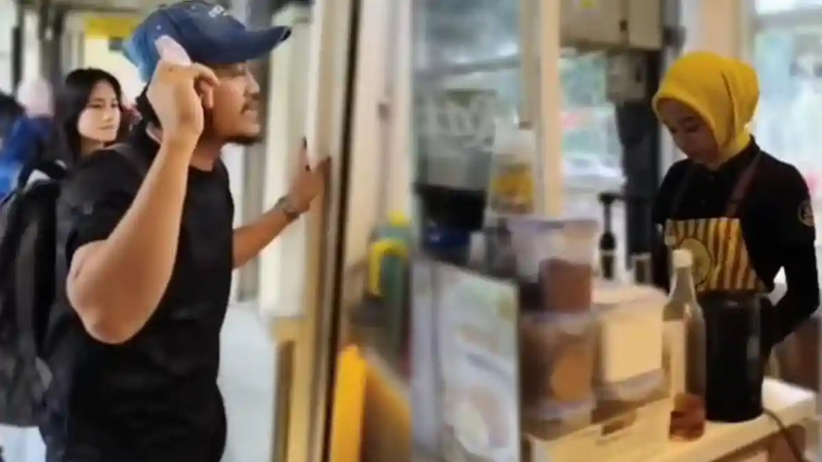 SOMASI ROTI O - Arlius Zebua pria melayangkan somasi terbuka ke Roti O terkait pembayaran tunai ditolak di outlet kawasan Monas beberapa waktu lalu. Arlius Zebua berprofesi sebagai pengacara.