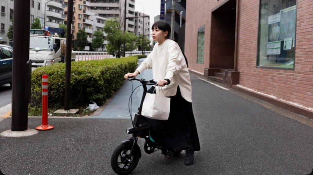 Ilustrasi sepeda listrik.