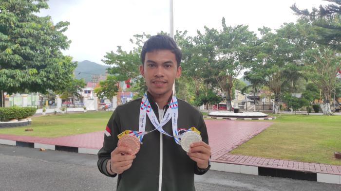 SEA GAMES -- Jelki Ladada saat ditemui TribunGorontalo.com, Rabu (24/12/2025). Jelki merupakan atlet sepak takraw Indonesia di SEA Games Thailand 2025Silvana Lamanda (taekwondo) menyumbang 1 perunggu di kategori putri under 57 kgKepulangan keduanya disambut Gubernur Gorontalo, Gusnar Ismail, sebagai kebanggaan daerah
