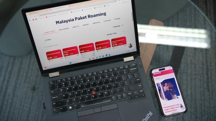 RoaMAX Malaysia : Paket Internet RoaMAX Malaysia merupakan layanan yang memungkinkan pelanggan tetap menikmati akses internet cepat dan stabil selama berada di luar negeri tanpa perlu membeli atau mengganti kartu SIM lokal. Dan terdapat Pilihan paket lainnya untuk pelanggan dapat menyesuaikan durasi perjalanan dan intensitas penggunaan internet.