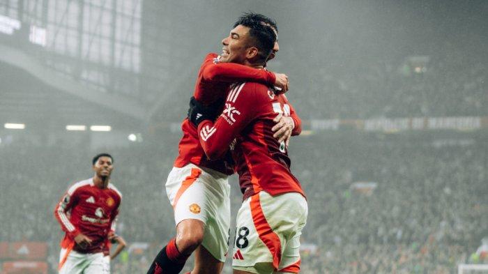 Selebrasi pemain Manchester United, Bruno Fernandes dan Casemiro saat melawan Leicester City pada pekan ke-11 Liga Inggris, Minggu (10/11/2024) malam WIB.
