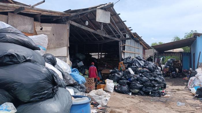 Suasana kampung pemulung di dekat TPA Suwung Denpasar. Tanggapan Pemulung Terkait Rencana Penutupan TPA Suwung Bali, Ada yang Pasrah, Ada yang Keberatan