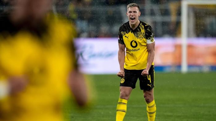 MERAYAKAN KEMENANGAN - Bek asal Jermarn, Nico Schlotterbeck berekspresi untuk merayakan kemenangan Borussia Dortmund. (Foto diunduh dari Instagram Nico Schlotterbeck - 11/11/2025)