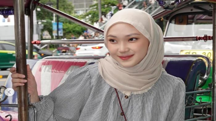 KLARIFIKASI PERSELINGKUHAN- Selebgram Julia Prastini alias Jule kini mengakui telah berselingkuh dari suaminya, Na Daheoon. Ia berjanji akan memperbaiki diri menjadikan pelajaran