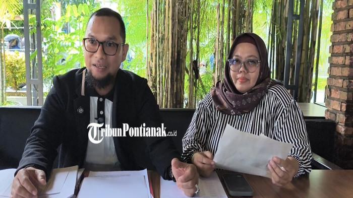 KUASA HUKUM - Kuasa Hukum Bayu Sukmadiansyah (kiri), Owner Lapis Pontianak Eka Agustini ( kanan) saat menggelar konferensi pers, di Hanakabsa Resto Jl. Slt. Abdurrahman No.12, Sungai Bangkong, Kec. Pontianak Kota, Minggu 28 Desember 2025.