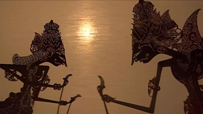 BUDAYA JAWA- Ilustrasi pementasan wayang yang merupakan bagian dari budaya masyarakat Jawa. Kesenian wayang bertahan hingga saat ini.