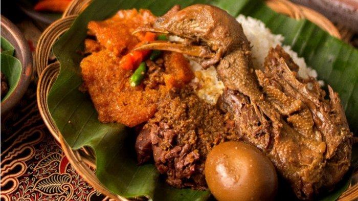 Gudeg Yu Djum, satu gudeg enak di Sleman Jogja buat menu makan malam