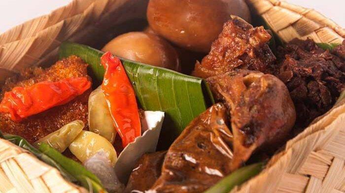 Gudeg Bu Hj. Amad, Satu gudeg enak di Sleman Jogja untuk sajian menu makan malam