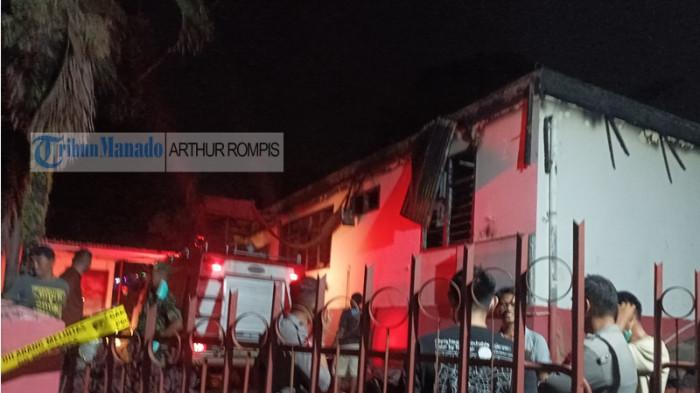 KEBAKARAN - Suasana di sekitar Panti Werdha Damai Ranomuut, Kecamatan Paal Dua, Kota Manado, yang terbakar pada Minggu (28/12/2025).