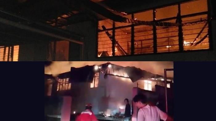 KEBAKARAN - Panti Werdha Damai Paal Dua Manado terbakar hebat, Minggu (28/12/2025) malam. Sebanyak 16 penghuni panti asuhan tewas setelah terjebak dalam panti yang terbakar.