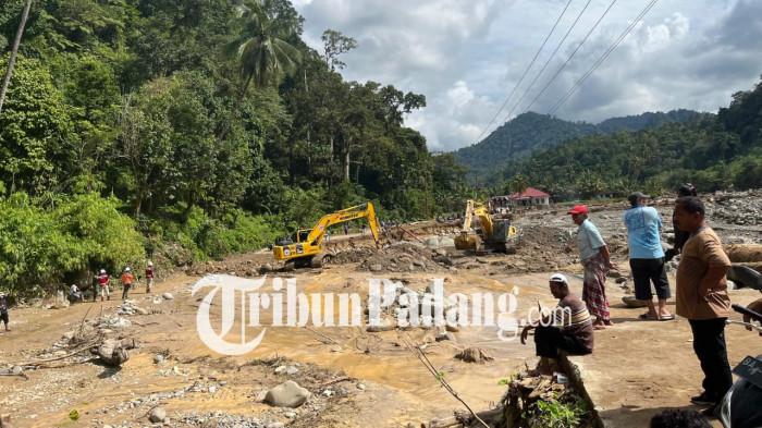 jalan putus di batu busuk padang 3 24/12/2025