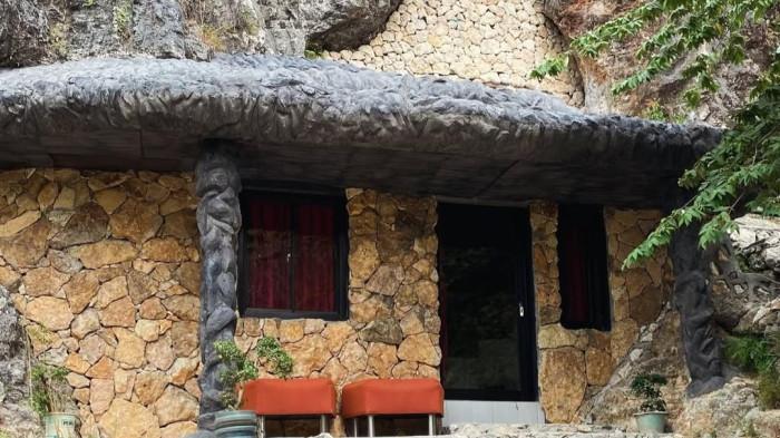 Cave House tipe Deluxe Family (sumber: paleo.stoneage)