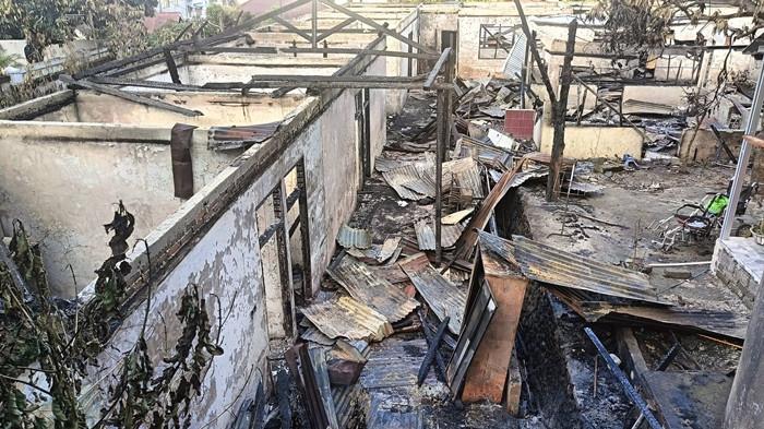 KEBAKARAN - Potret kondisi Panti Werdha Damai, Lingkungan 7 Kelurahan Ranomuut, Kecamatan Paal Dua, Kota Manado, Sulawesi Utara, Senin (29/12/2025) setelah terbakar pada Minggu malam.