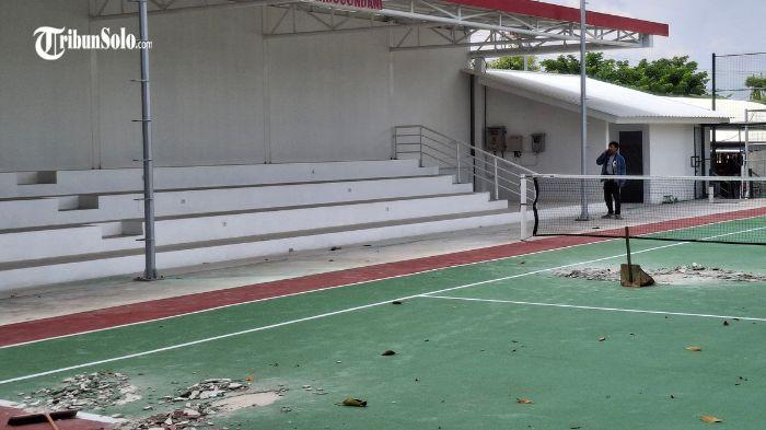 Kondisi lapangan tenis Sport Tourism Center (STC) Pringgodani Wonogiri 2