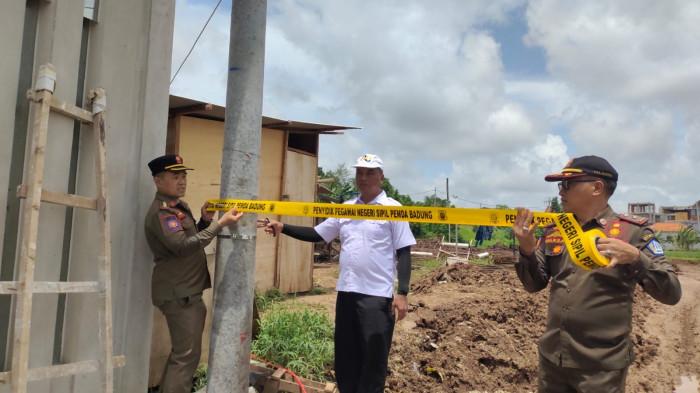 Tim Panitia Khusus (Pansus) Tata Ruang, Aset, dan dan Perizinan (TRAP) DPRD Provinsi Bali mengadakan inspeksi mendadak (sidak) ke 30 unit vila yang berlokasi di wilayah Canggu, Kabupaten Badung pada, Selasa 30 Desember 2025.