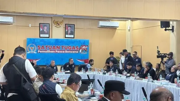 Dasco Pimpin Rakor Penanganan Bencana Aceh Rapat koordinasi Satgas Pemulihan Pascabencana DPR bersama Gubernur Aceh Muzakir Manaf, sejumlah menteri dan kepala daerah di Aceh, Selasa (30/12/2025).