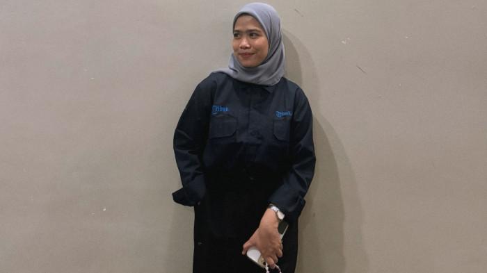 Editor Online TribunKaltara.com, St Hamdana Rahman berpose di sela-sela event Seminar K3 PT PLN UP3 Kalimantan Utara, Kamis (1/2/2024)