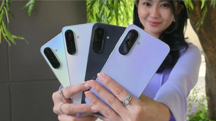 SAMSUNG GALAXY A36 5G - SAMSUNG Galaxy A36 5G hadir dalam empat varian warna, harganya mulai Rp 5 jutaan di pasar Indonesia