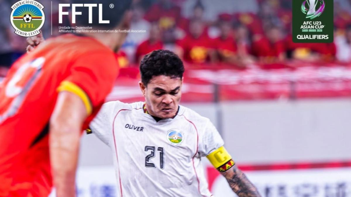 Pemain asing Persebaya Surabaya, Gali Freitas saat membela Timor Leste U-23 melawan China U-23 pada Kualifikasi Piala Asia U-23 2026 di Stadion Xi'an International Football Center, Kamis (4/9/2025).