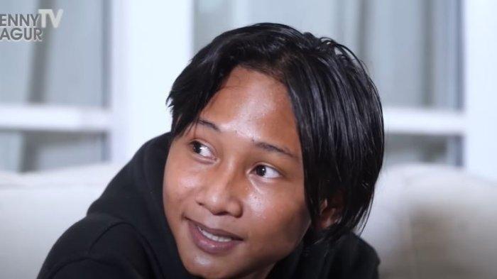 Fajar Sadboy. Kisah Cinta Pertamanya Bikin Denny Cagur Tercengang.