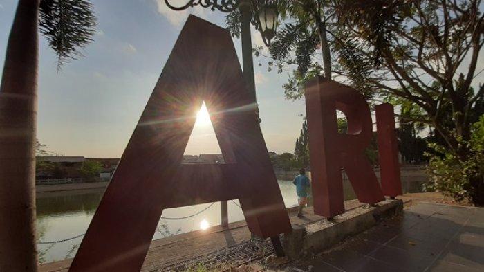 Suasana sore hari di Embung Langensari, Yogyakarta, Senin (20/7/2020)