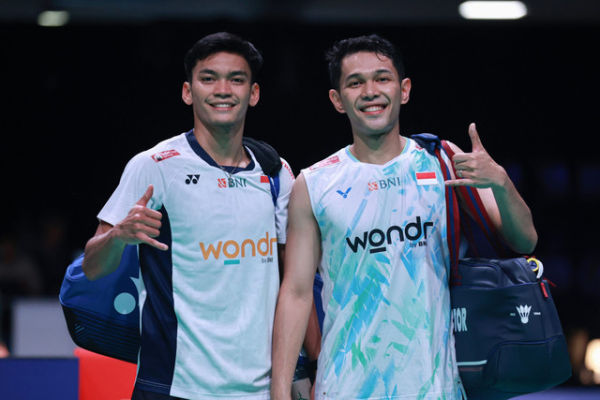 Muhammad Fikri dan Fajar Alfian di Denmark Open 2025. Foto: PBSI