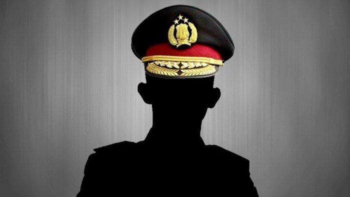 Adly Fairuz diduga jadi calo kelulusan Akpol, salah satu korban merasa rugi Rp 3,6 miliar.