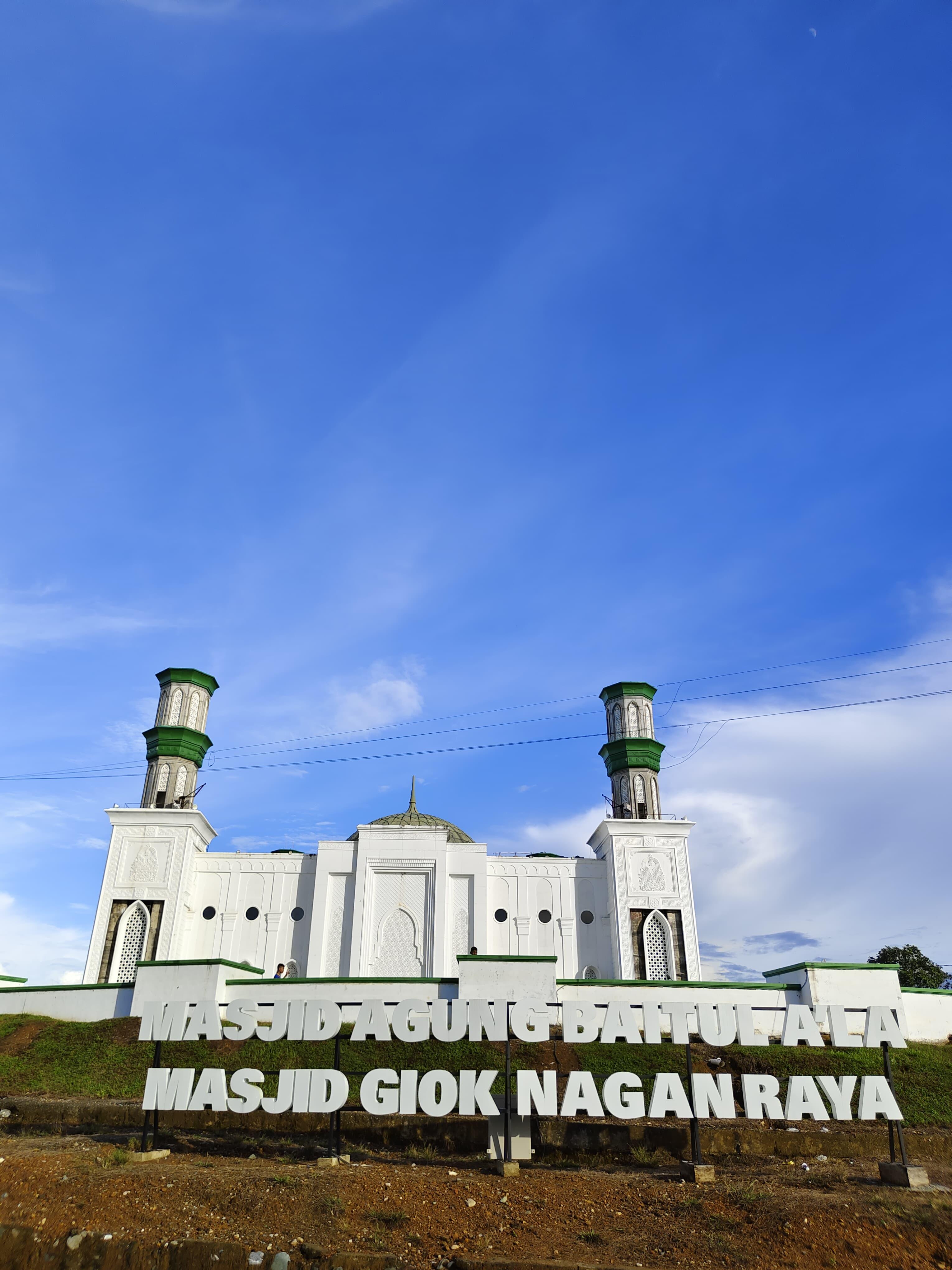 Masjid Agung Baitul A'la (Masjid Giok) Nagan Raya