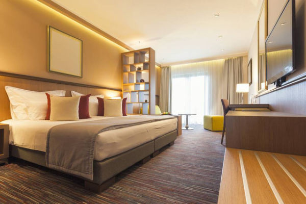 Ilustrasi kamar hotel. Foto: Edvard Nalbantjan/Shutterstock