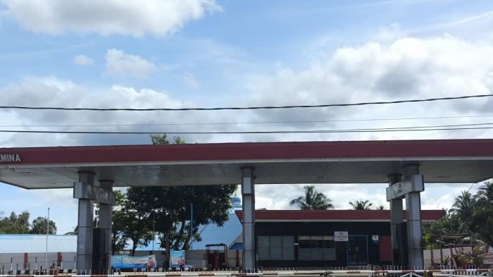 BBM LANGKA - Sebuah APMS di Jalan TVRI Nunukan, Kalimantan Utara (Kaltara) tutup akibat BBM langka, Jumat (09/01/2026), siang.