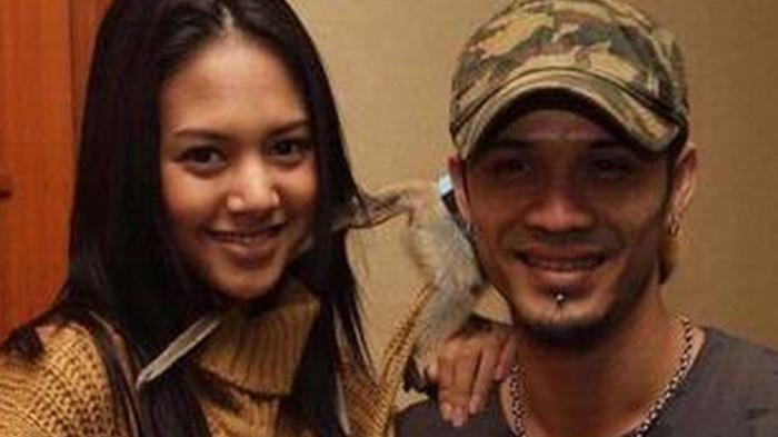 Roby Tremonti pernah menjalani hubungan dengan Aurelie Moeremans pada ta