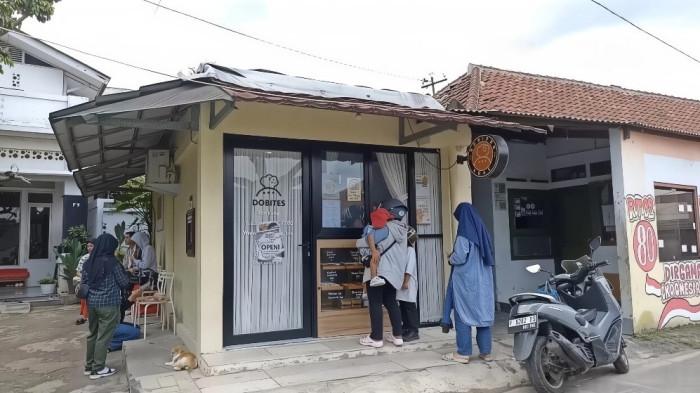 UMKM BOGOR - Tampilan Dobitos Kitchen yang berlokasi di Jl. Jabaru 1 No. 9, Kelurahan Pasir Kuda, Kota Bogor.