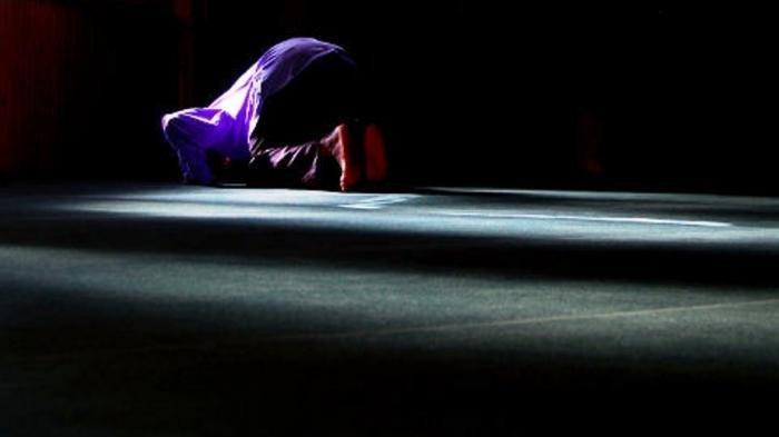 Salat Tahajud adalah salah satu amalan sunah yang tidak pernah ditinggalkan oleh Rasulullah SAW