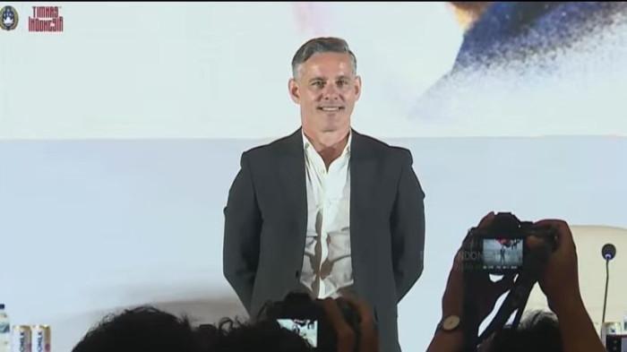 Pelatih Timnas Indonesia, John Herdman, dalam acara jumpa pers yang diselenggarakan oleh PSSI di Jakarta pada Selasa (13/1/2026) pagi WIB.