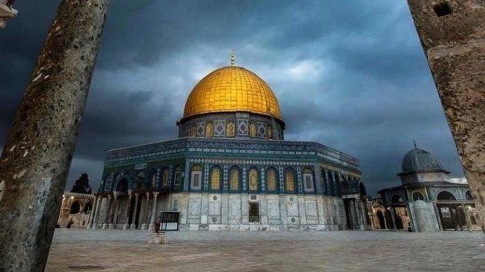 PERISTIWA PENTING RAJAB - 8 List Peristiwa Penting dalam Sejarah Islam Selain Isra Miraj termasuk Pembebasan Baitul Maqdis. (Ilustrasi baitul maqsish, Masjidil Aqsa, Palestina (Pinterest)