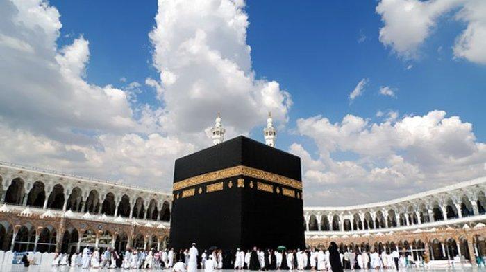 PERUBAHAN ARAH KIBLAT - 8 List Peristiwa Penting dalam Sejarah Islam Selain Isra Miraj, salah satunya Perubahan Kiblat. Ilustrasi Ka'ba sebagai kiblat umat islam.(Unsplash )