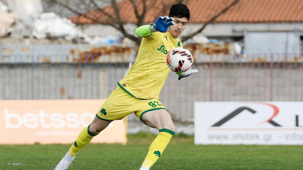 Sosok Cyrus Margono, kiper yang selangkah lagi dinaturalisasi Timnas Indonesia.
